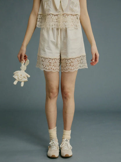 Antique lace cotton shorts