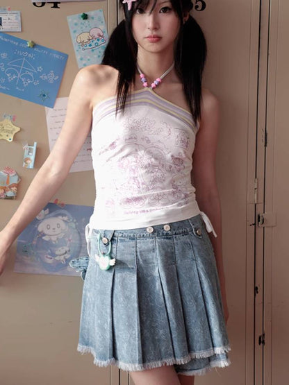 Pleated short denim skirt