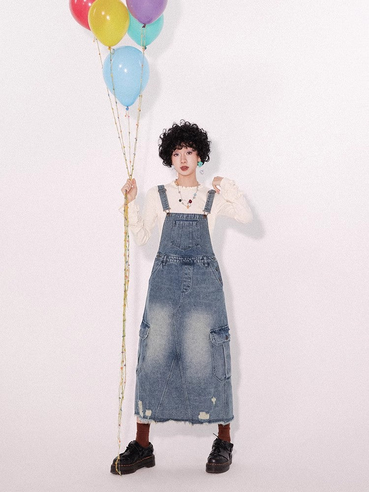 Loose denim suspender skirt