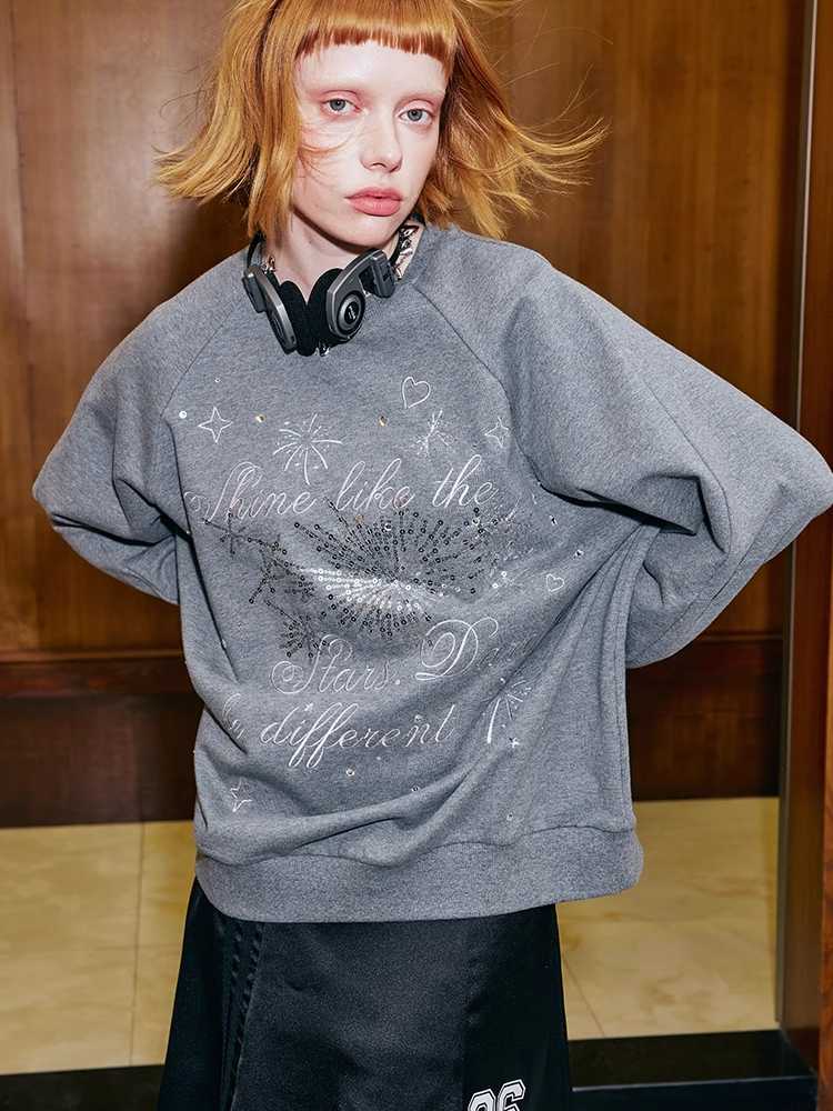 Embroidered sweatshirt