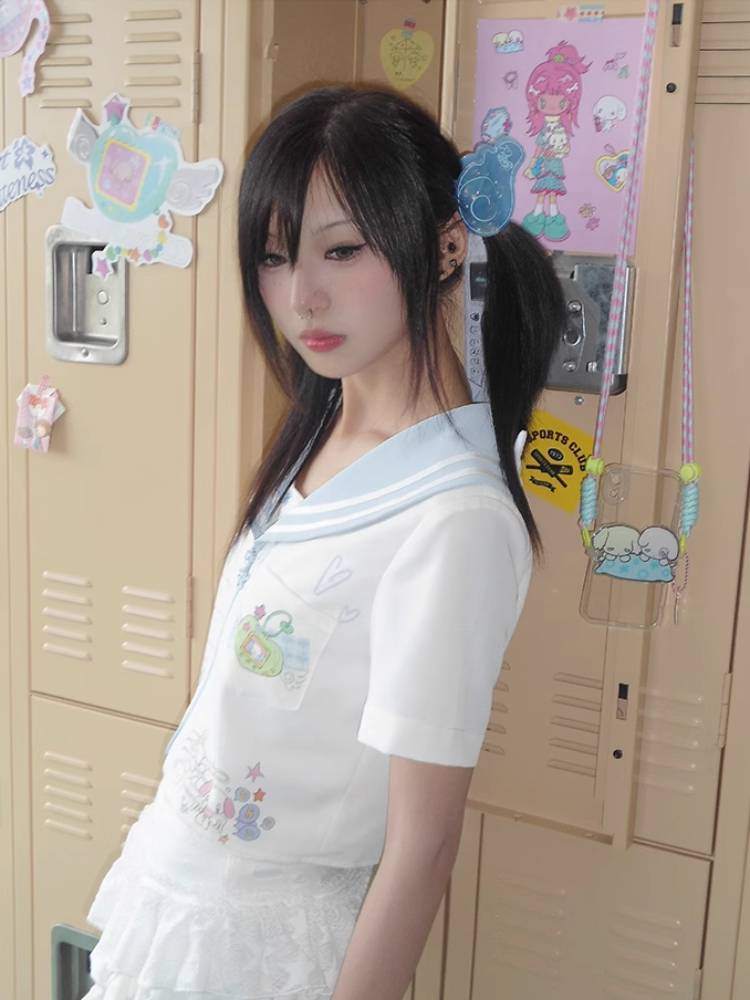 Short-sleeved sailor uniform