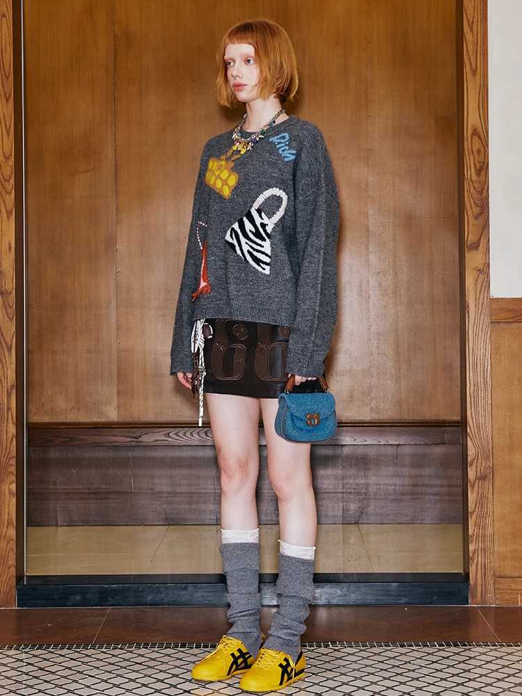 Embroidered knit sweater