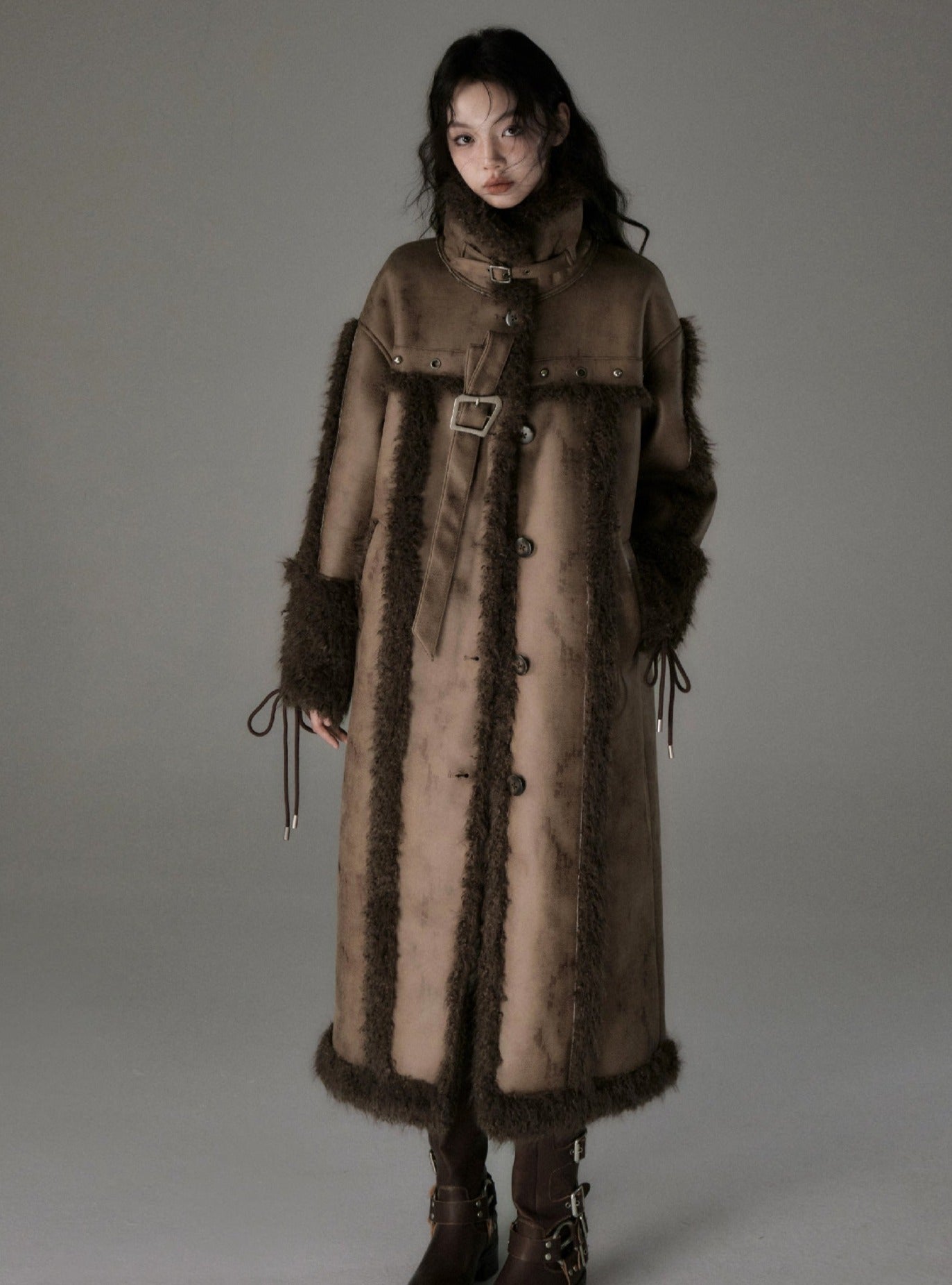 Long lamb fur integrated stitching jacket