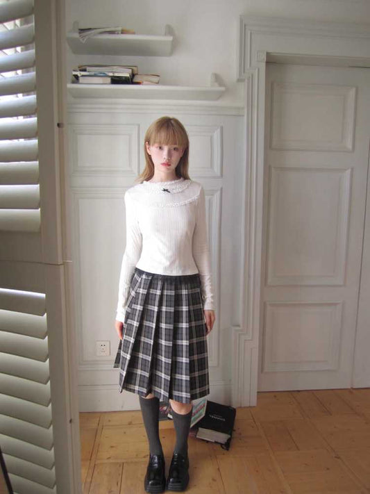 A-line pleated skirt