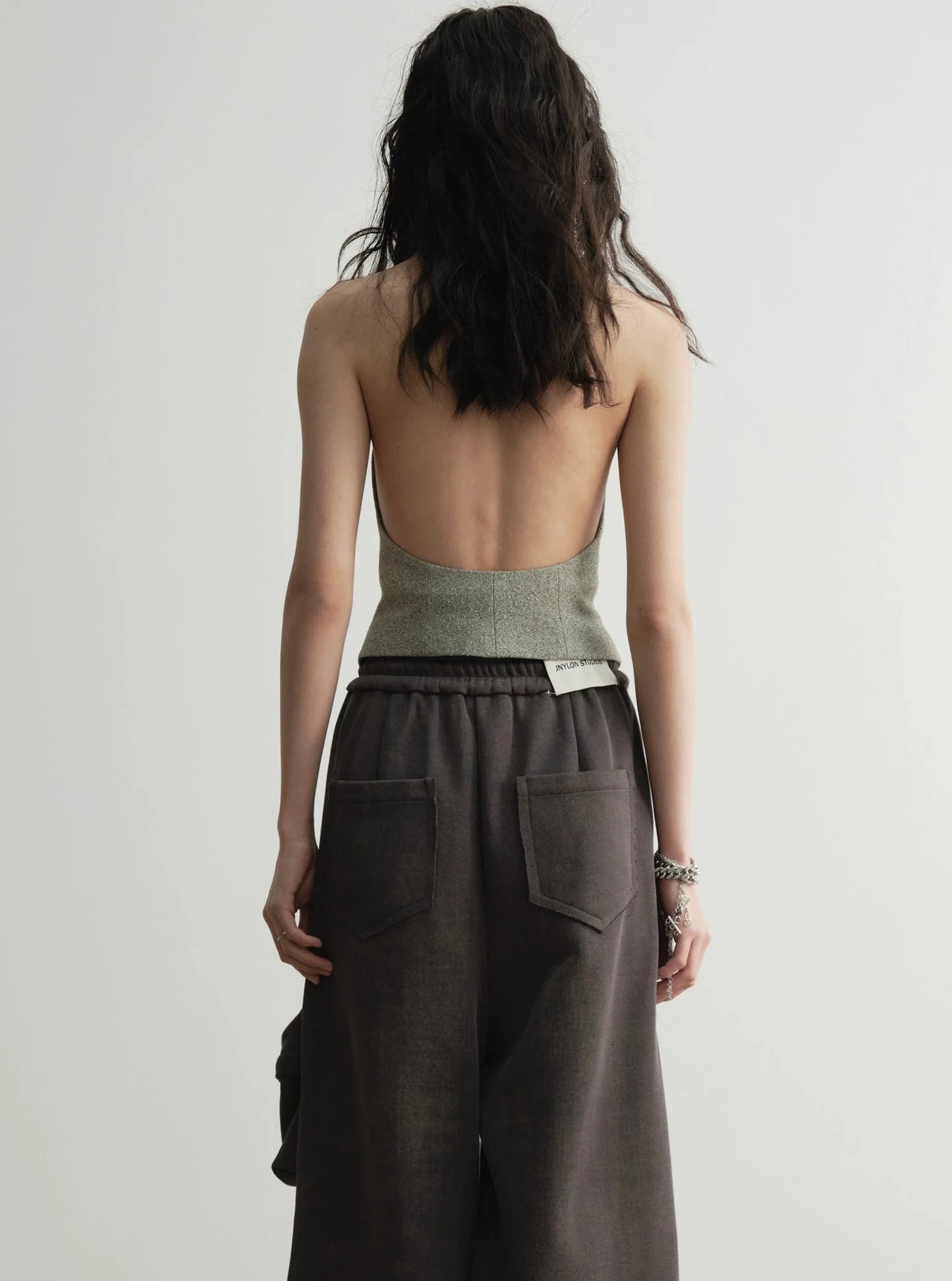 Backless inner halterneck vest