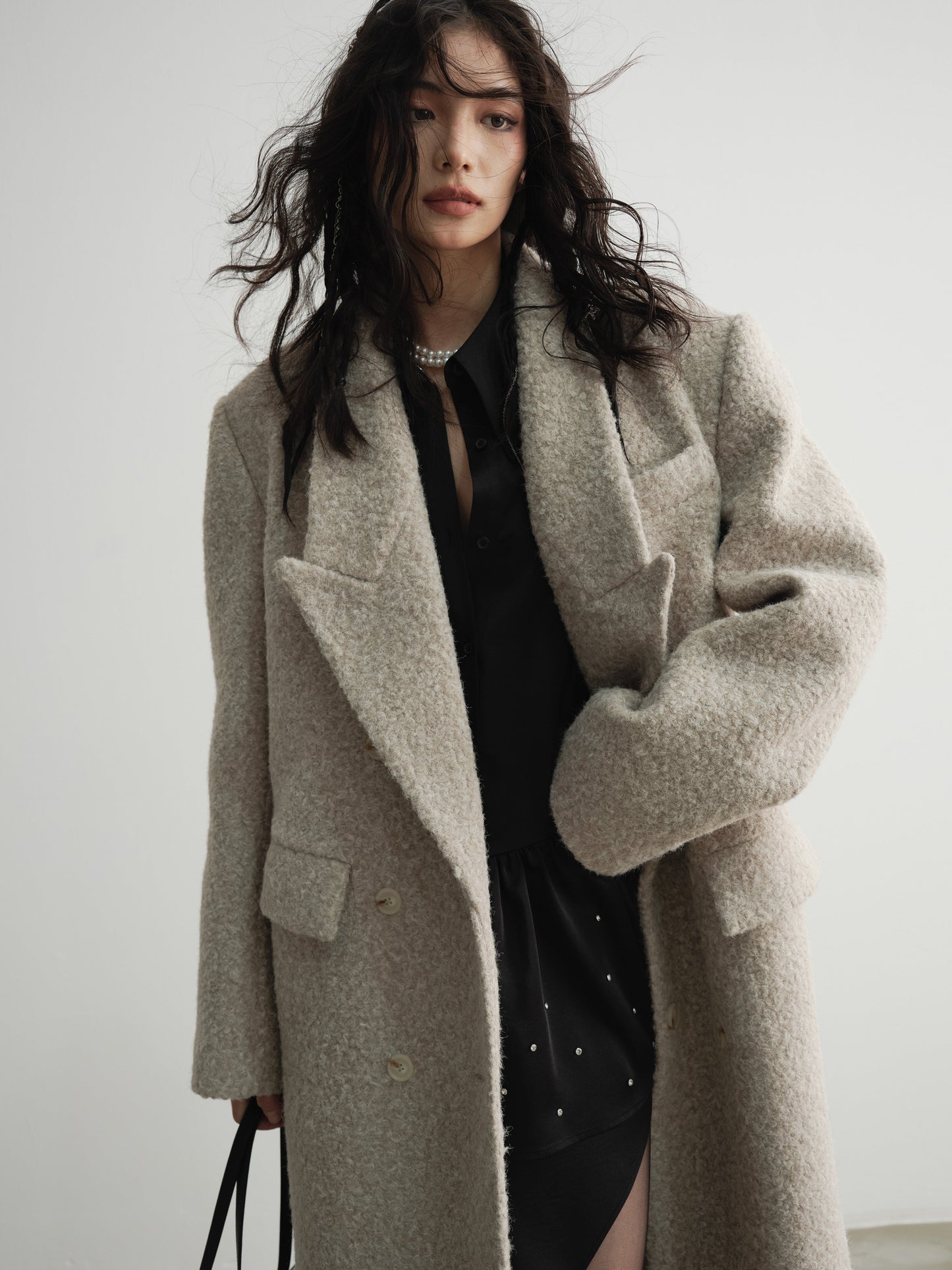 Grainy texture woolen long coat