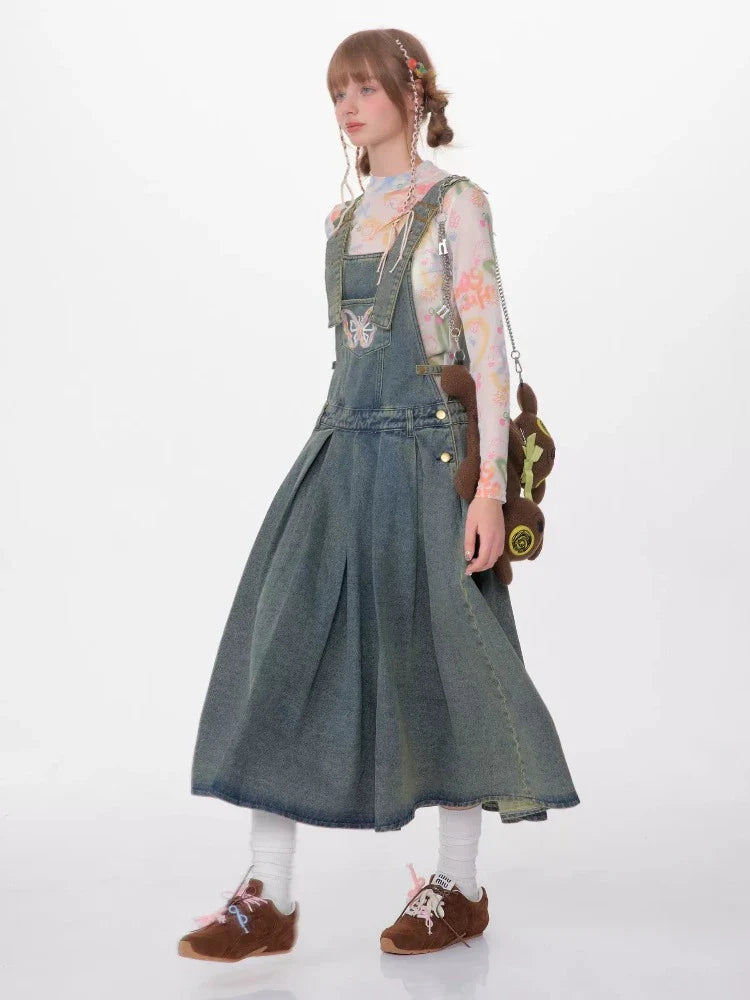 Denim suspender skirt