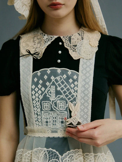 Lace embroidery apron