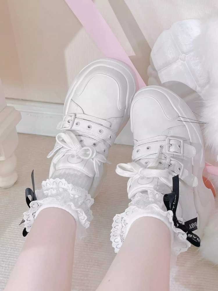 Casual platform sneakers