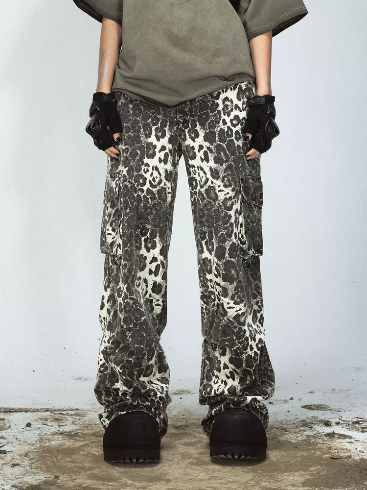 Leopard print multi-pocket casual pants