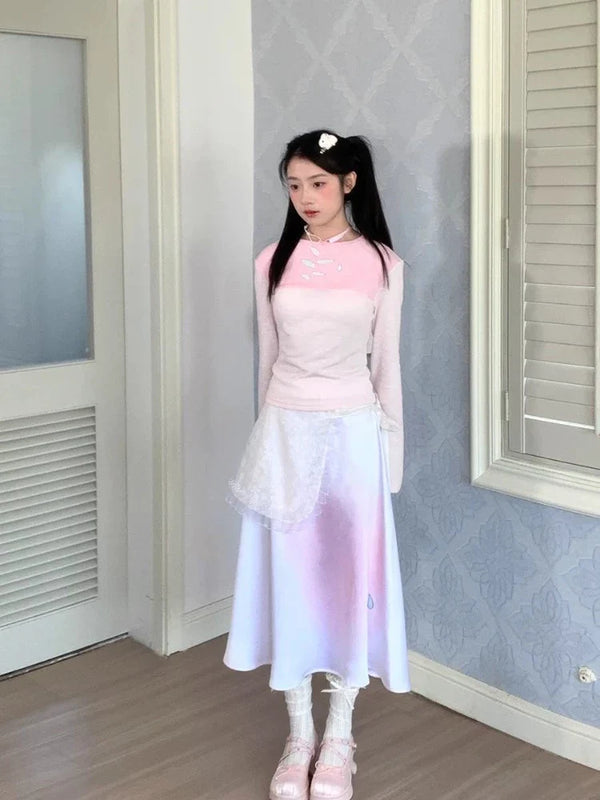 Long sleeve T-shirt and shiny skirt