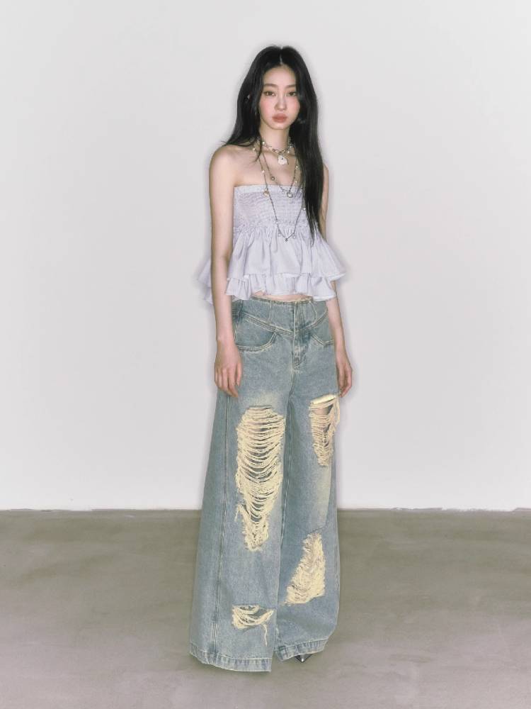 Wide leg high waist jeans