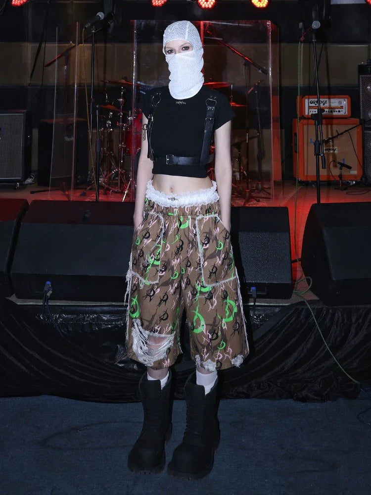 Moon camouflage cropped pants