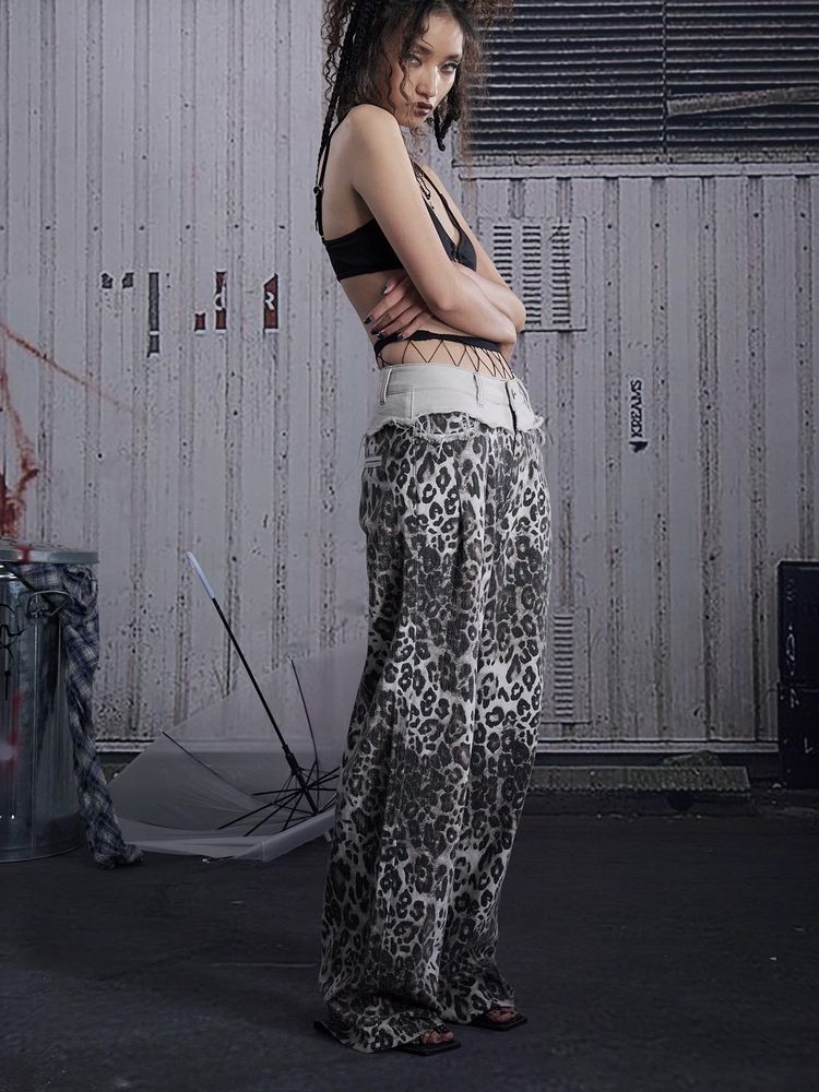 Retro leopard print straight pants