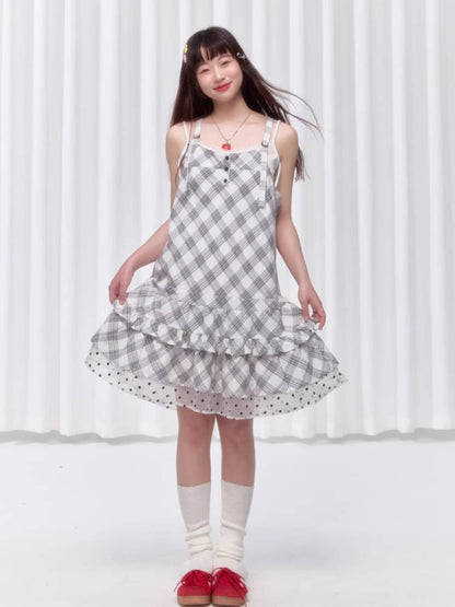 Suspender cake dress