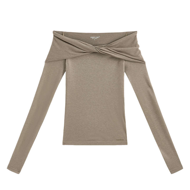 Romantic One-Shoulder Top