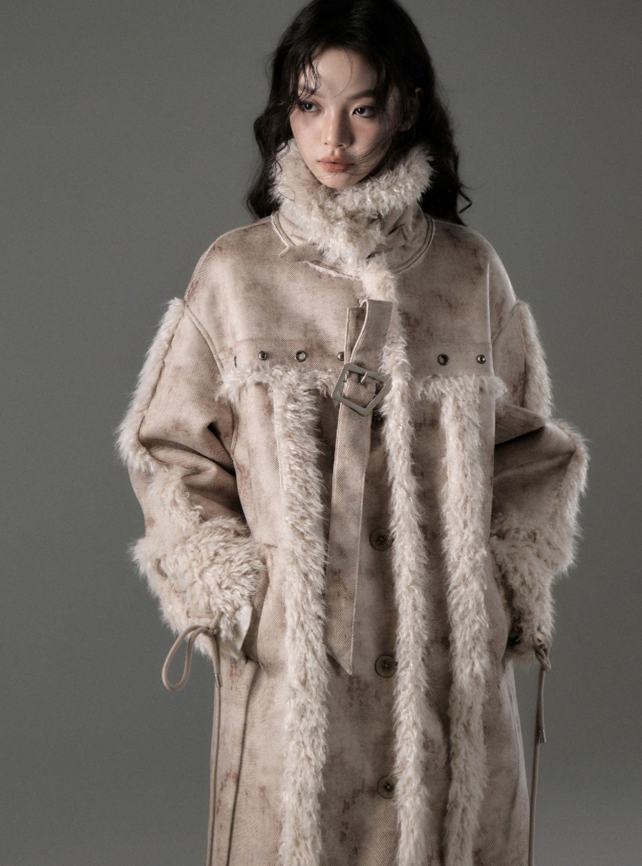 Long lamb fur integrated stitching jacket