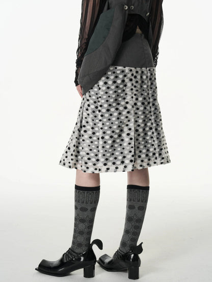 Polka dot pleated skirt