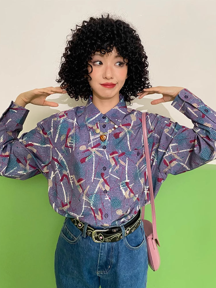 Retro doodle print shirt