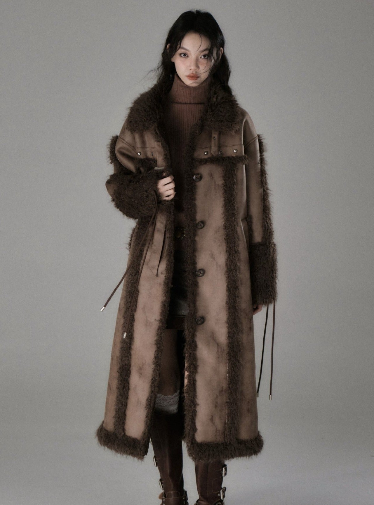 Long lamb fur integrated stitching jacket