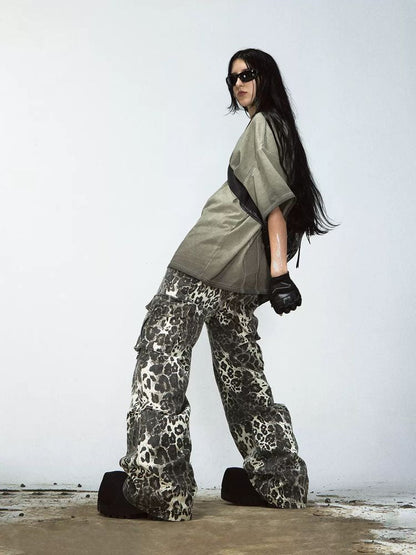 Leopard print multi-pocket casual pants