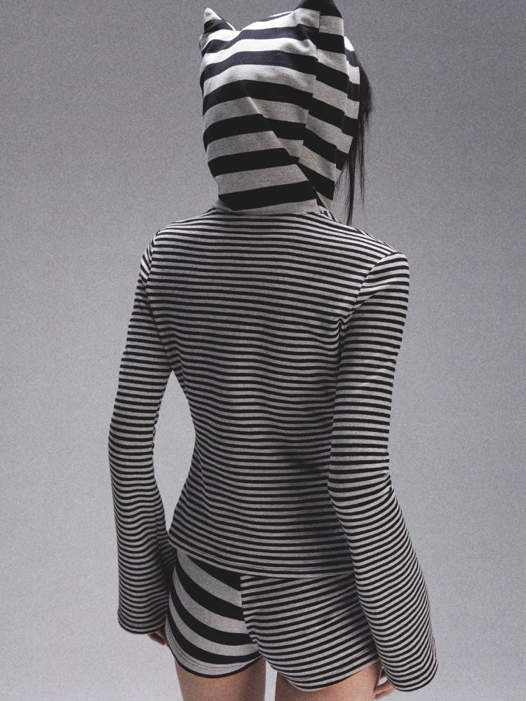 Striped print long sleeve hooded T-shirt