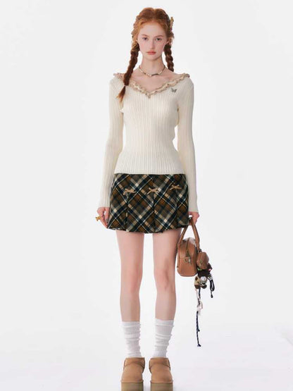 A-line plaid skirt