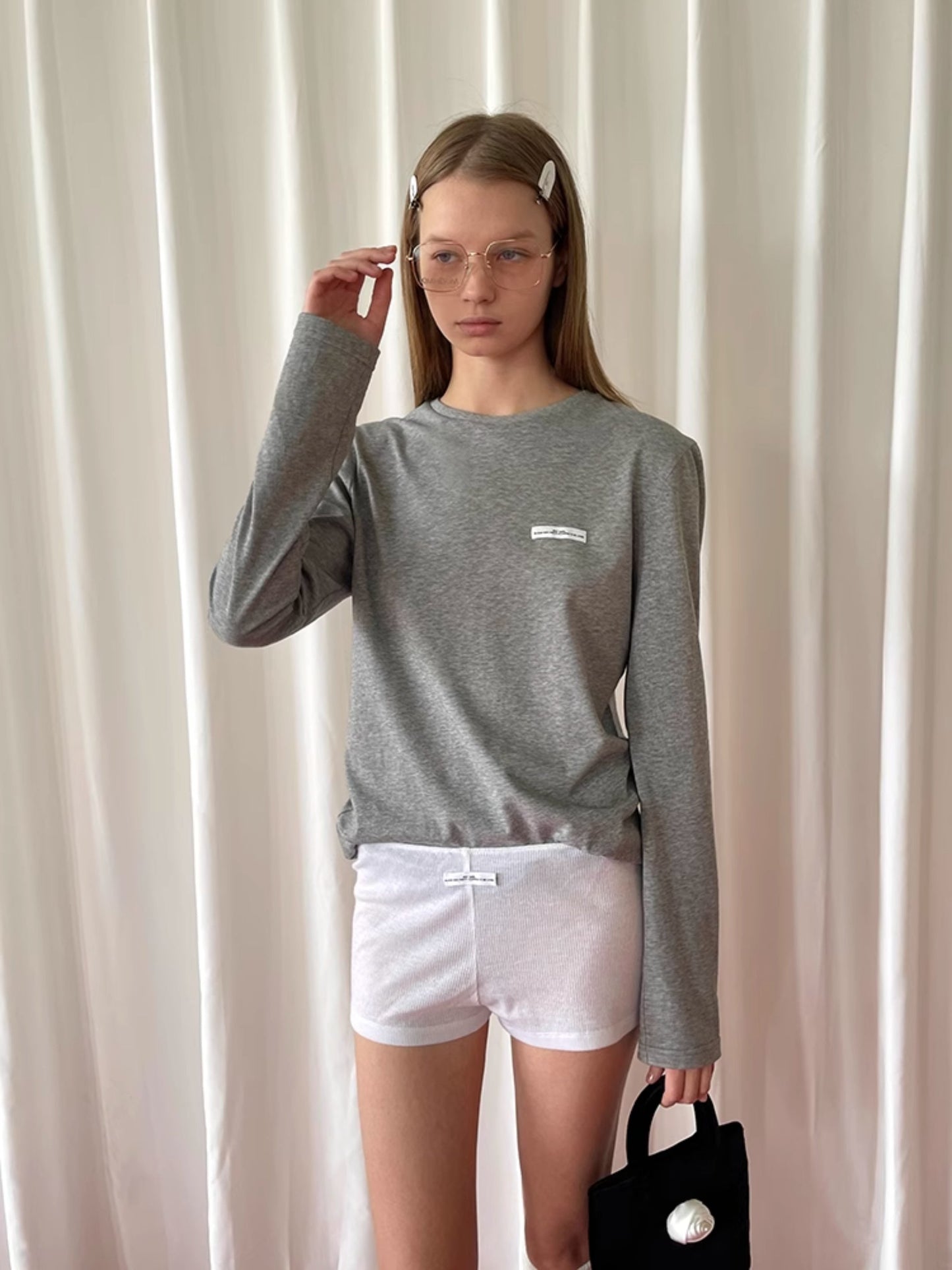 Gray long sleeve cotton T-shirt