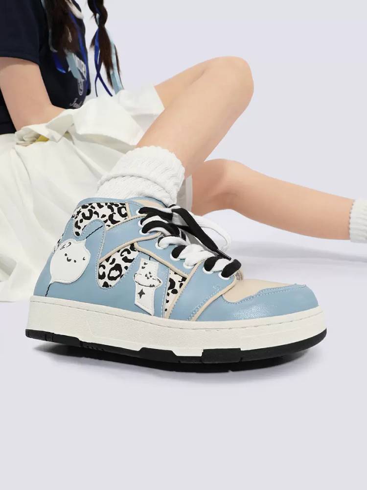 Cute casual shoes