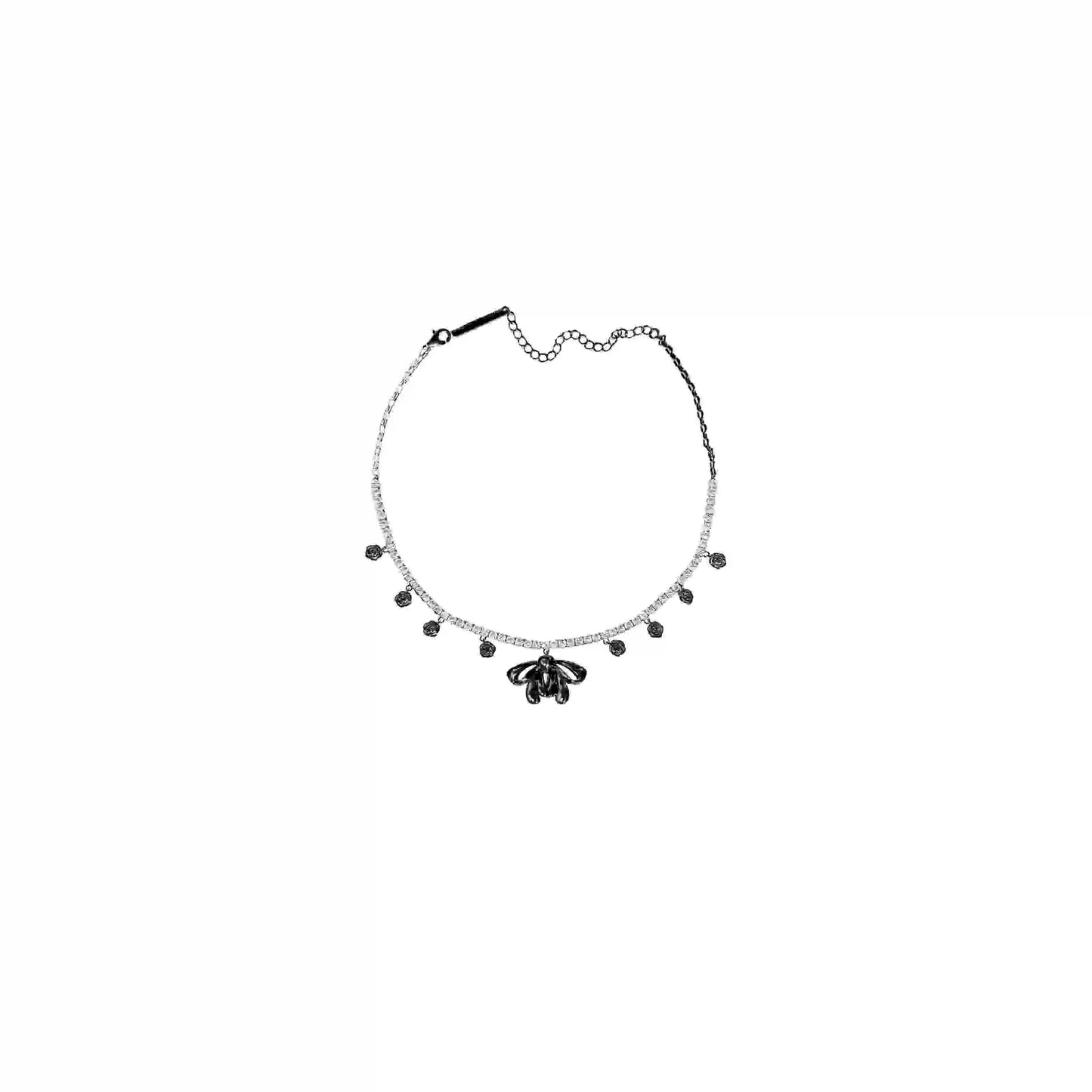 Zirconia Bow Necklace