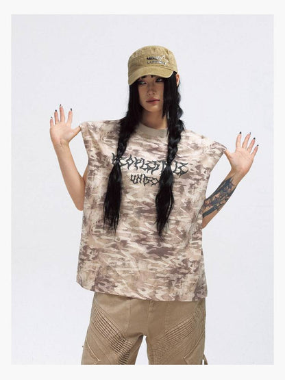 Camouflage sleeveless T-shirt