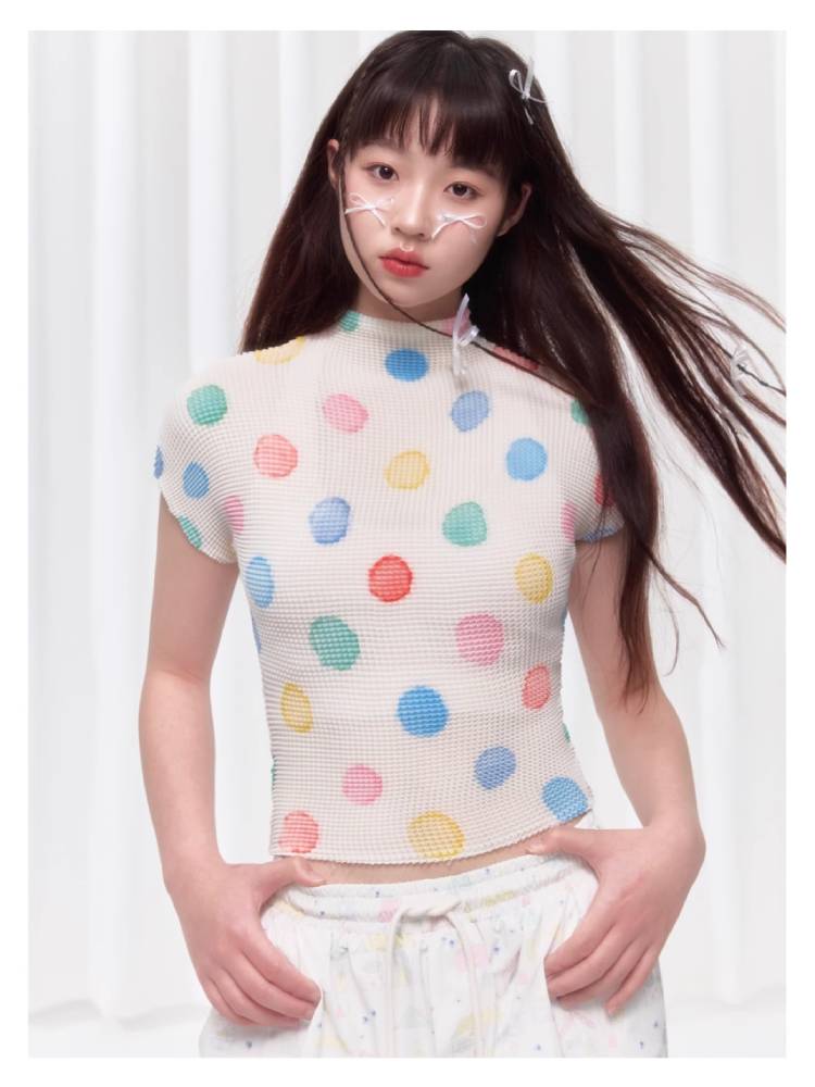 Colorful polka dot T-shirt