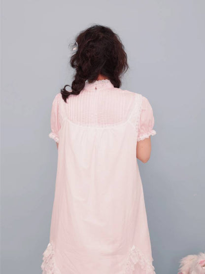 Antique girly pleated embroidery dress