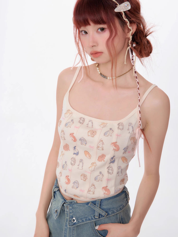 Short sleeveless top