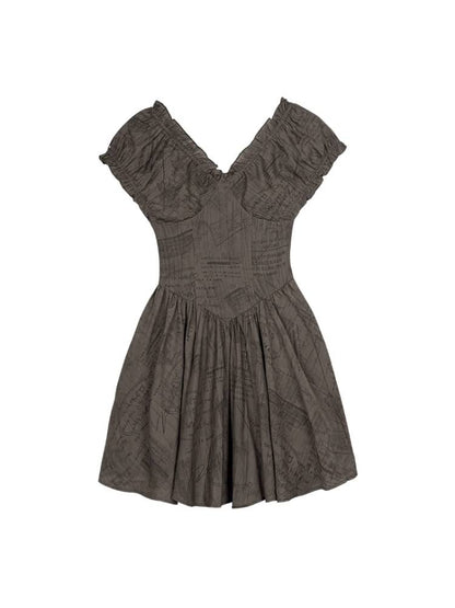 Cool V-neck pleated dress