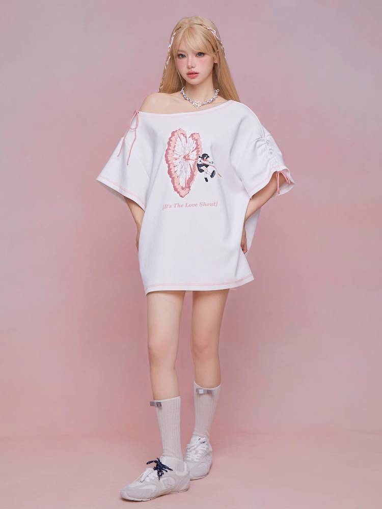 Loose-fitting short-sleeved T-shirt