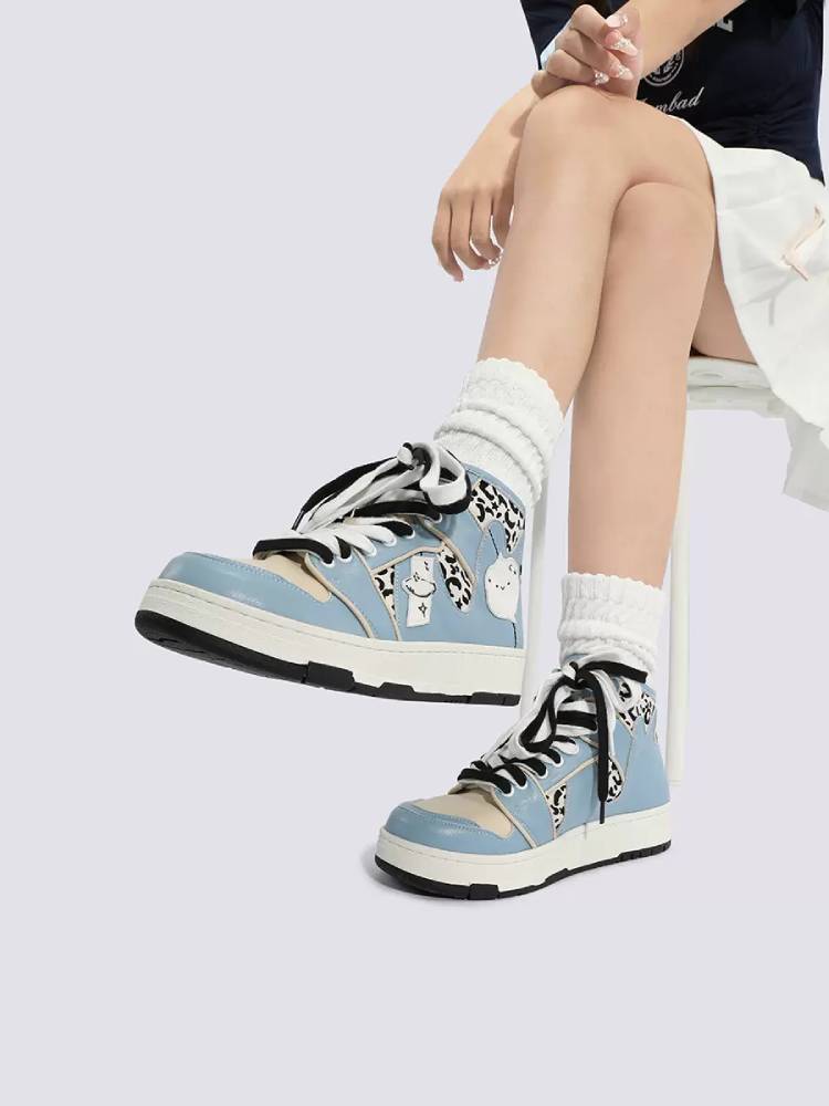 Cute casual shoes