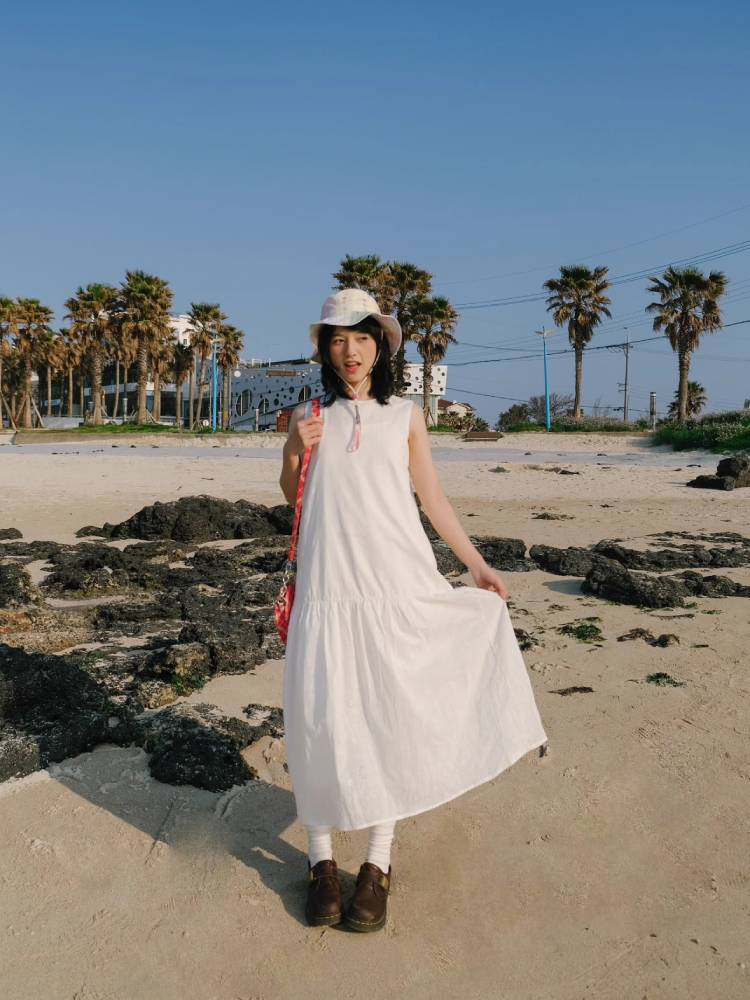 White flower long skirt dress