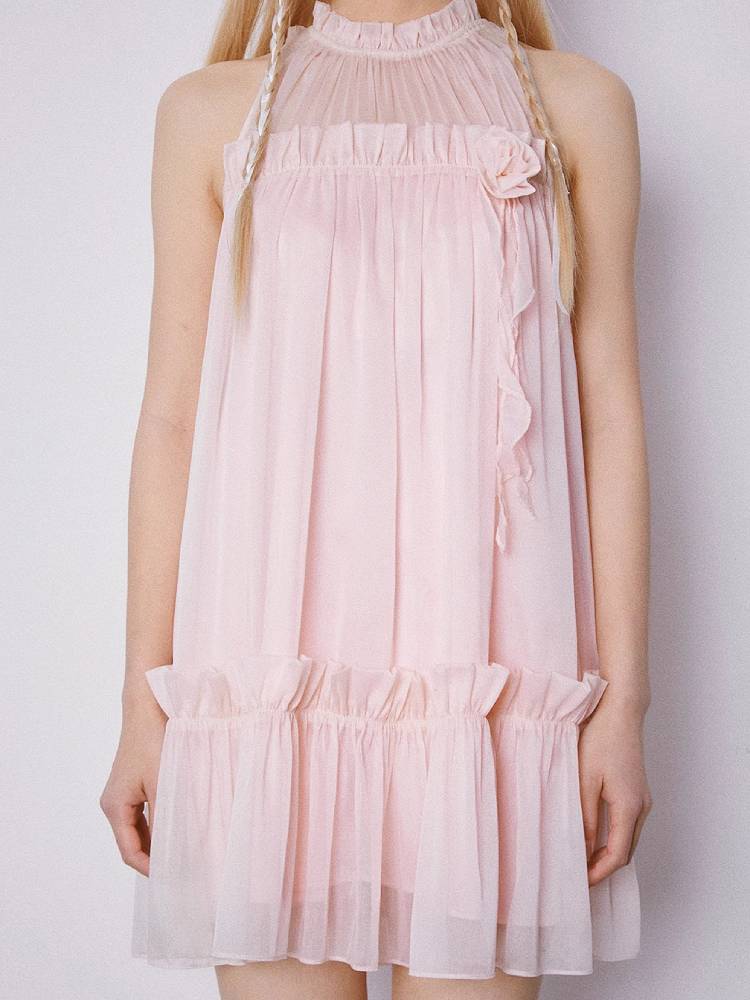 Pleated sleeveless dress