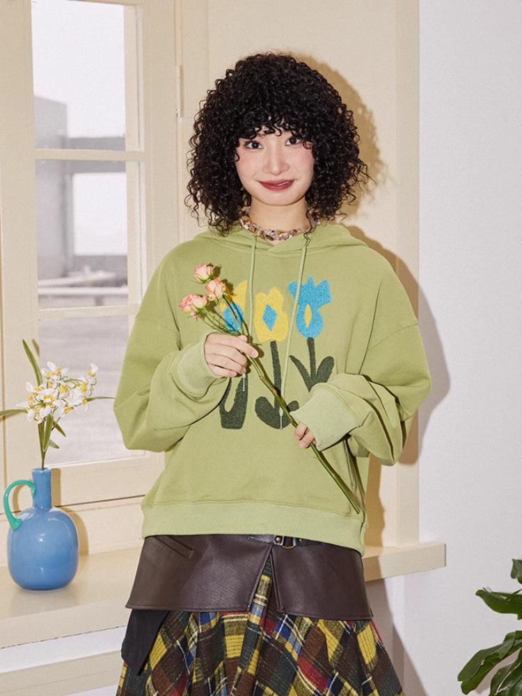 Hooded top embroidered sweatshirt