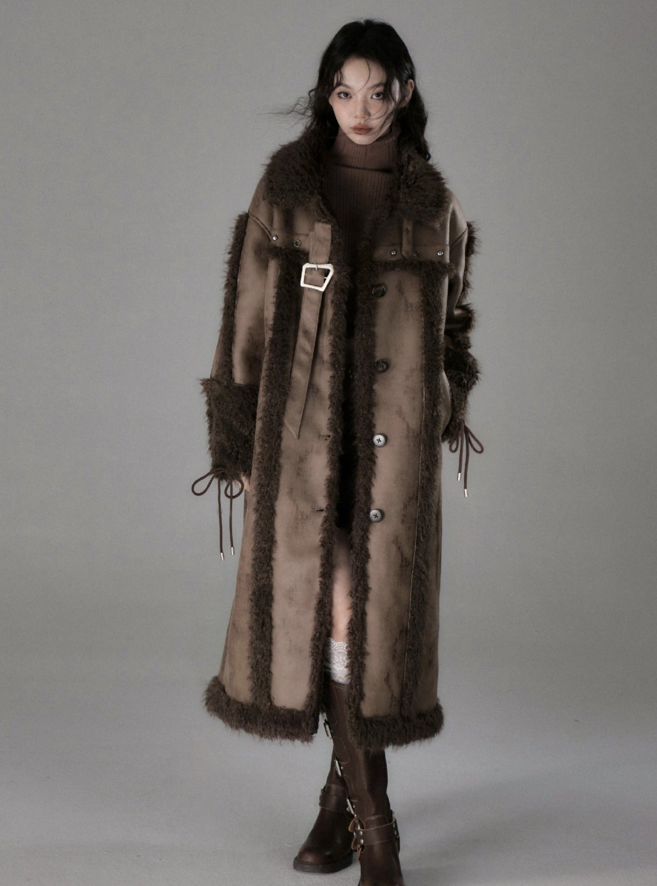 Long lamb fur integrated stitching jacket