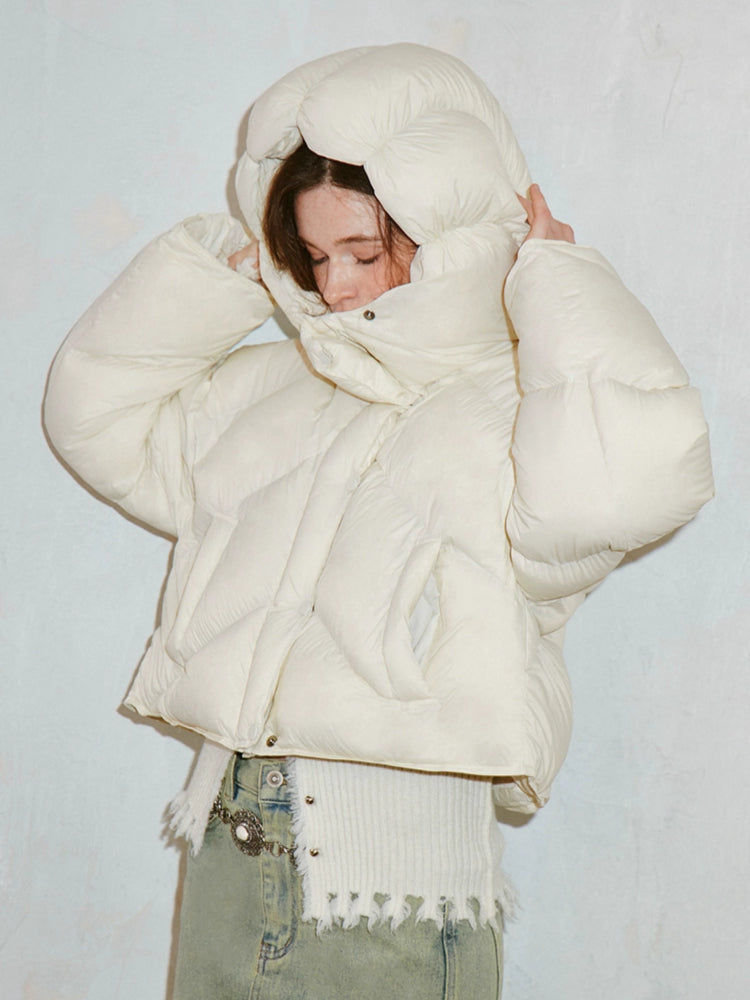 Hooded short down jacket