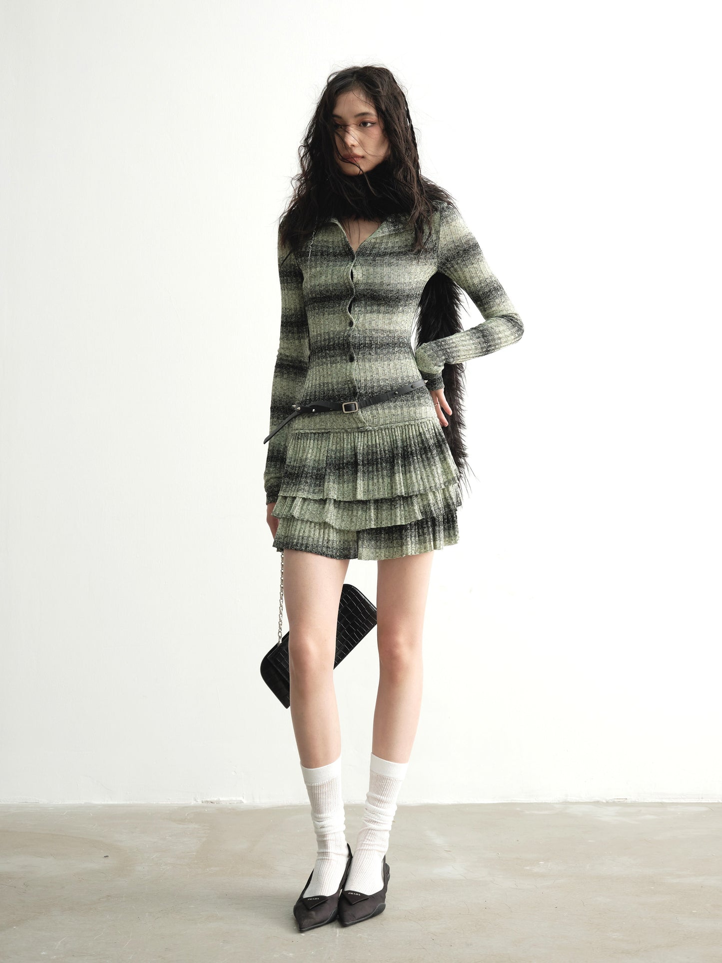 Striped ruffled knitted bottoming dress (belt included)