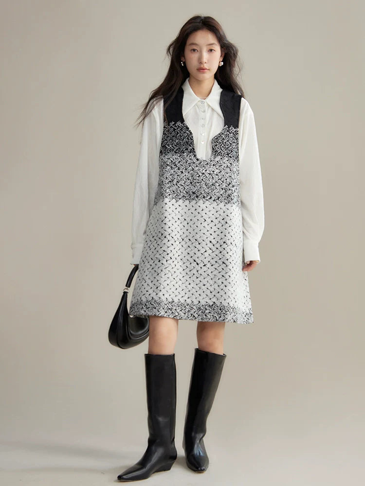 Mid-length knitted vest dress