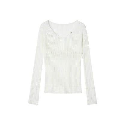 Textured V-neck Wool Knit Slim Top