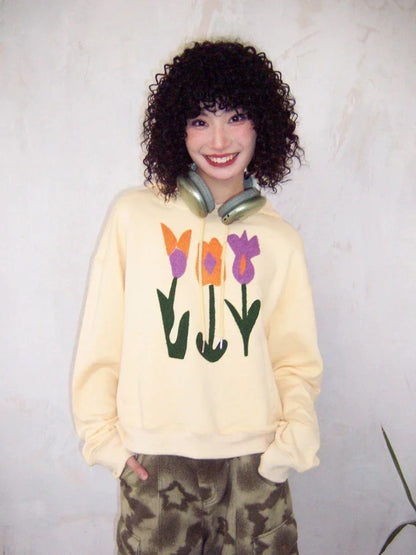 Hooded top embroidered sweatshirt