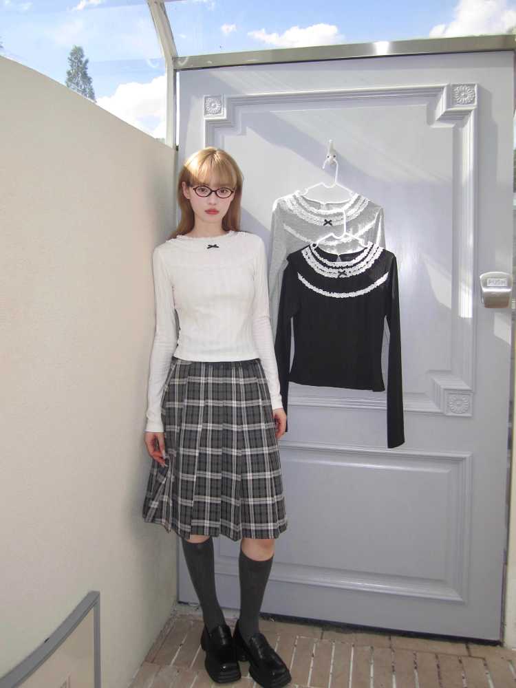 A-line pleated skirt