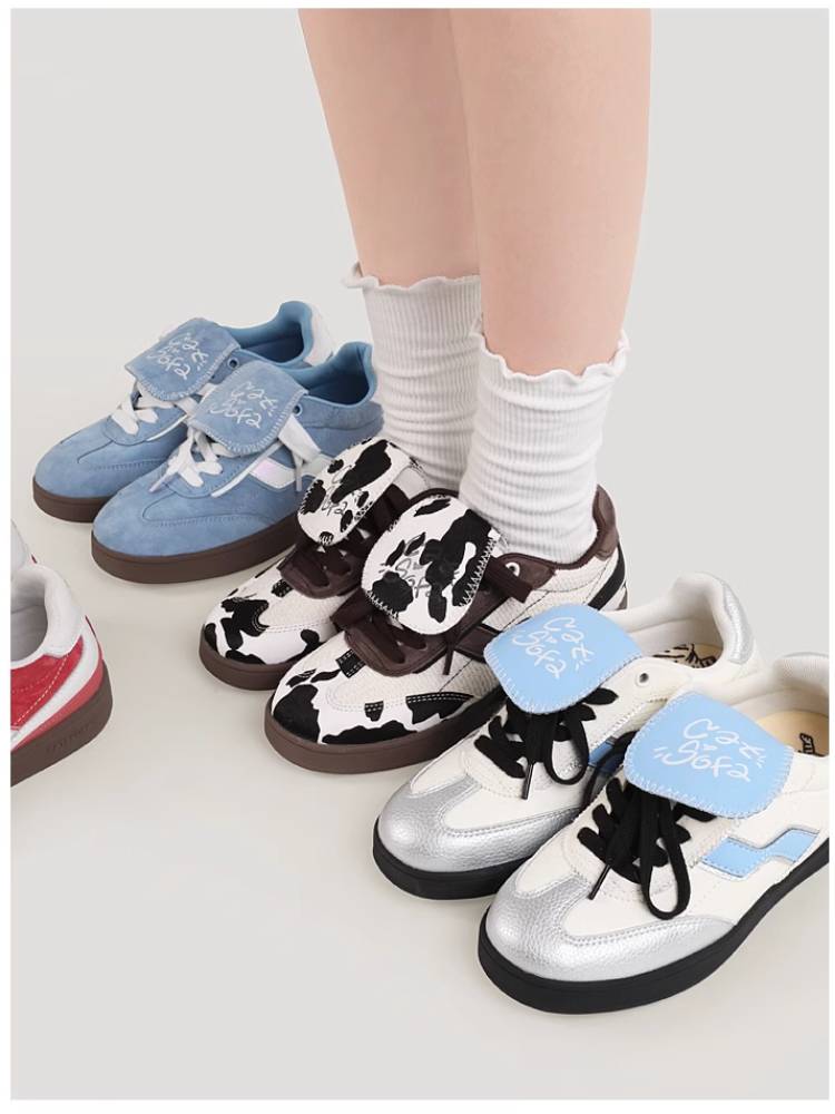 Cow white skateboard shoes