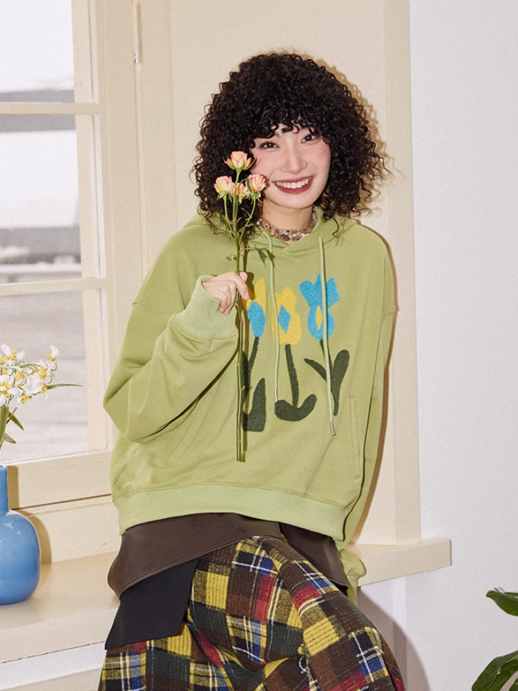 Hooded top embroidered sweatshirt