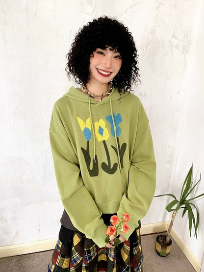 Hooded top embroidered sweatshirt